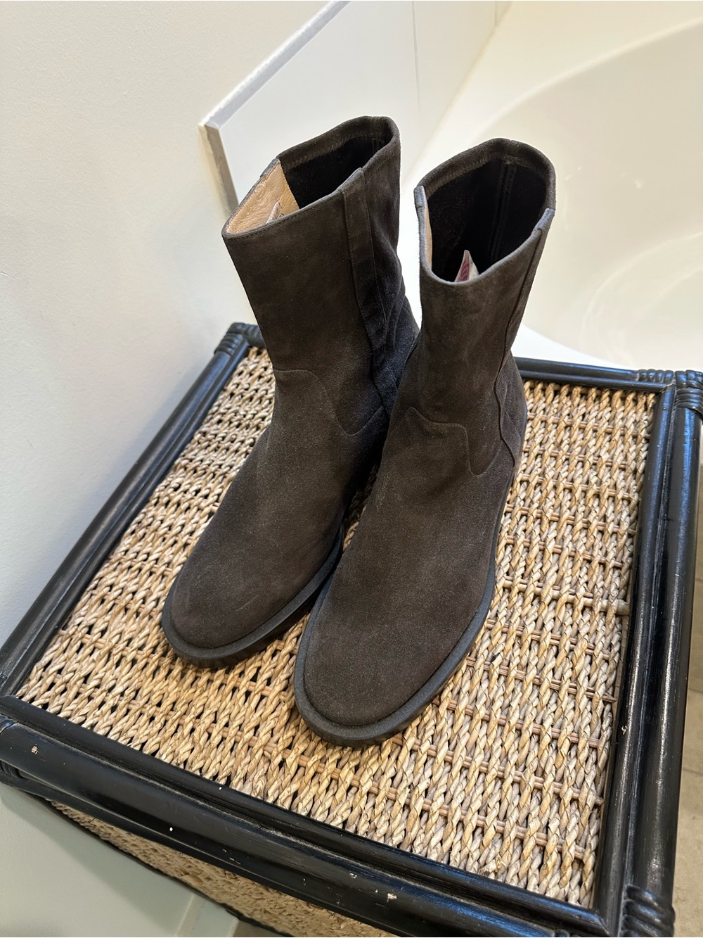 New Stuart Weitzman Sadie Gray Suede Mid-Calf Booties Size 71/2